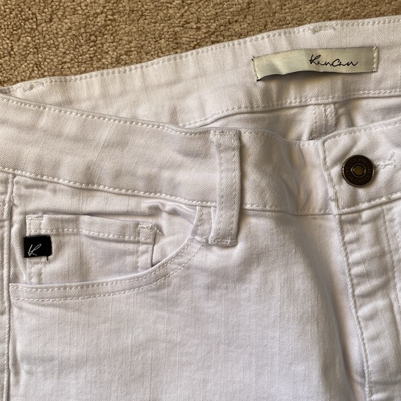 KanCan white stretch denim women’s jeans size 31 or 11/29 inseam, like new - Picture 2 of 8